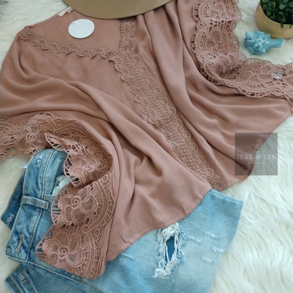 🆕FREYA- Blush Pink Boho Flowy Oversized Blouse w/Lace Detail - Picture 15 of 16